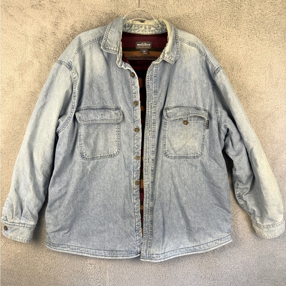 Woolrich blanket lined denim chore coat men’s size XL preowned vintage